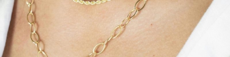 רגישים למתכות כך בוחרים תכשיטי כסף וזהב שלא מגרדים, קוראים נכון חותמות טוהר, ושומרים עליהם כך שיישארו יפים